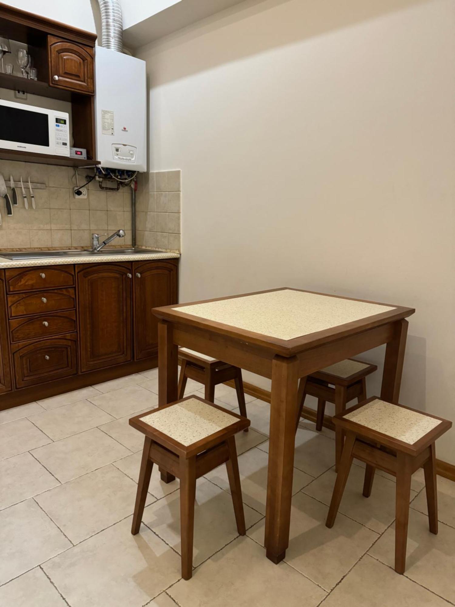 Stay Lviv Apartments Buitenkant foto
