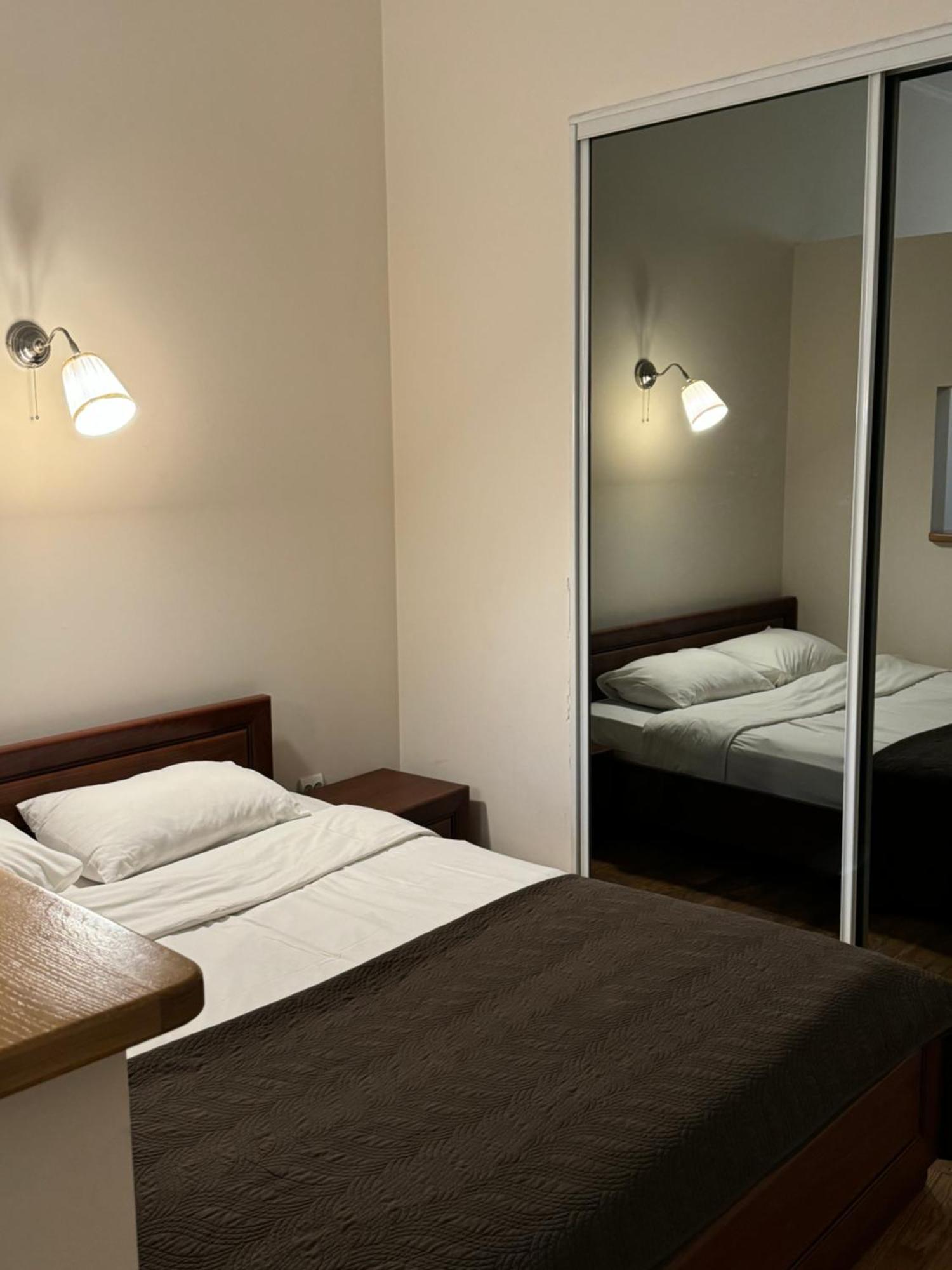 Stay Lviv Apartments Buitenkant foto