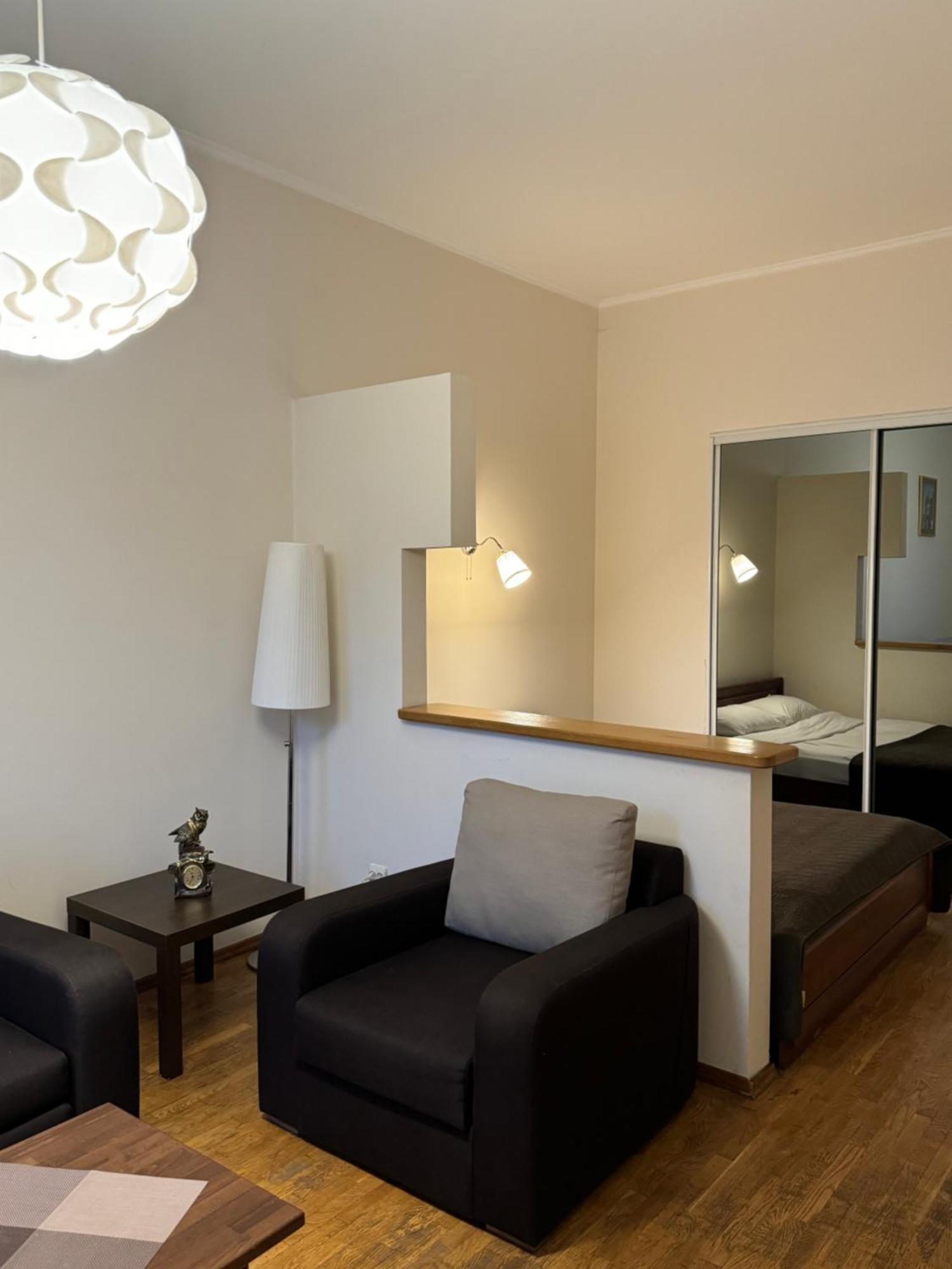 Stay Lviv Apartments Buitenkant foto