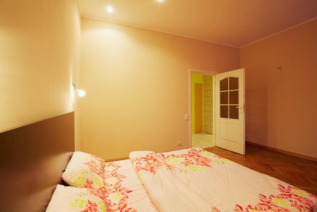 Stay Lviv Apartments Kamer foto
